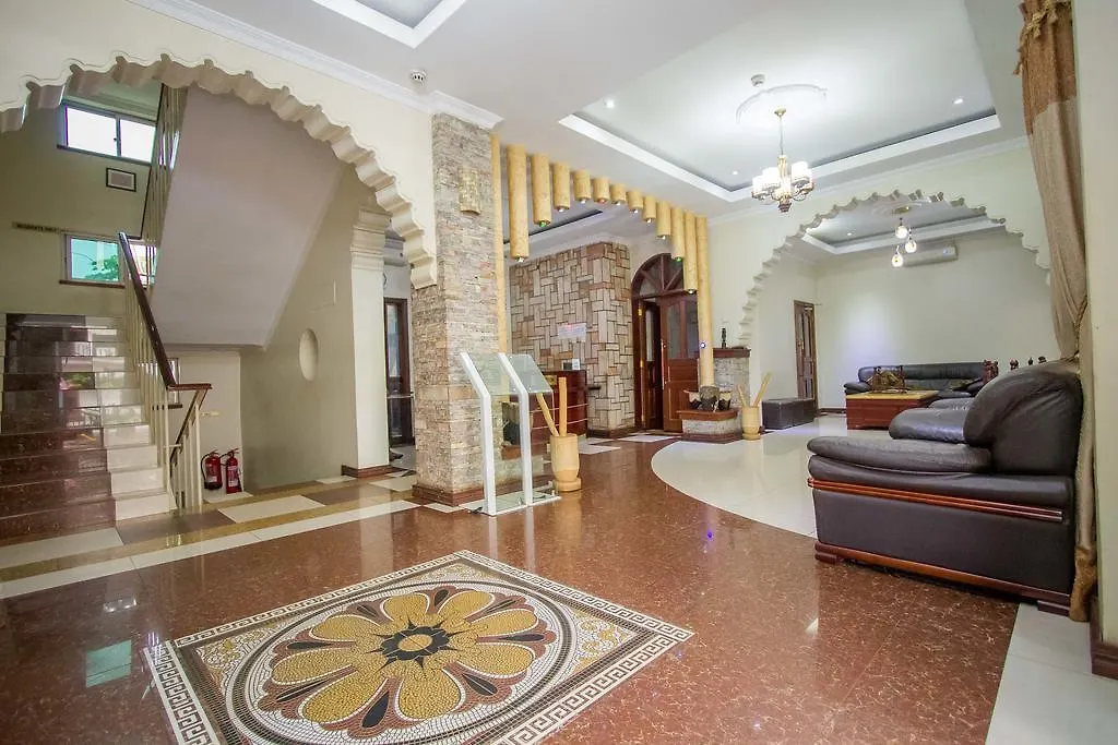Casa Miltu Hotel كامبالا